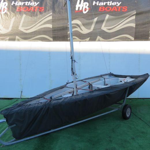 Hartley Boats RS/Laser 2000 Under Cover