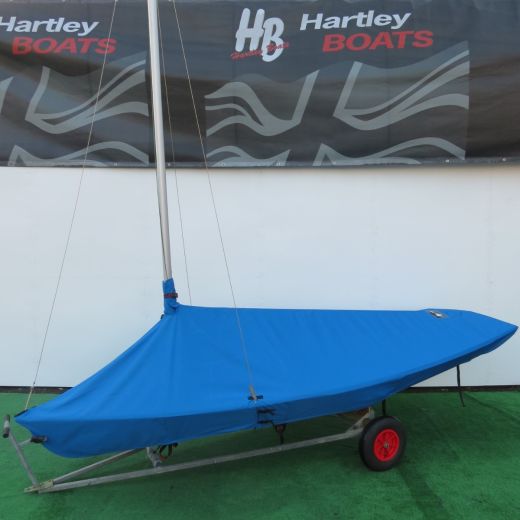 Hartley Boats Streaker Over Boom Cover